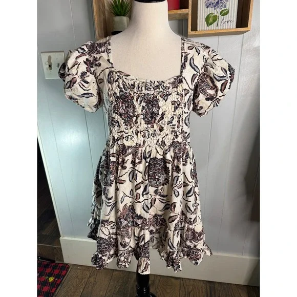 House of Harlow 1960 Floral Smocked Square Neck Ruffle Mini Dress Size S - Picture 1 of 8